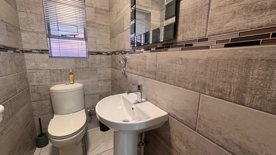 3 Bedroom Property for Sale in New Park Northern Cape